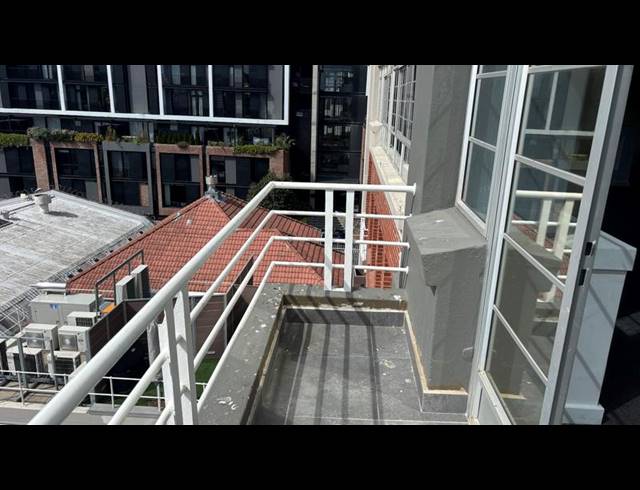 BUSINESS PROPERTY TO RENT IN GREEN POINT